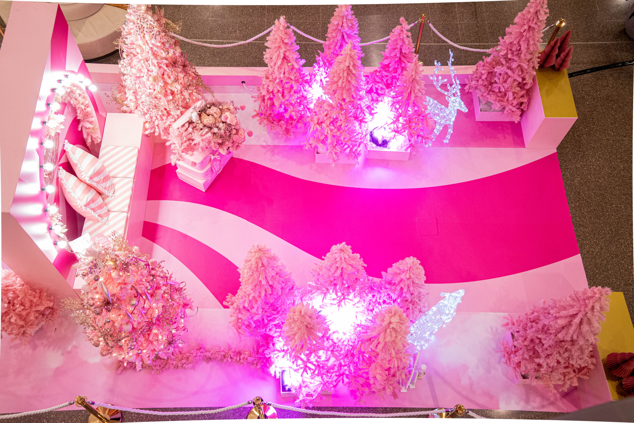 CBC_18NOV_054